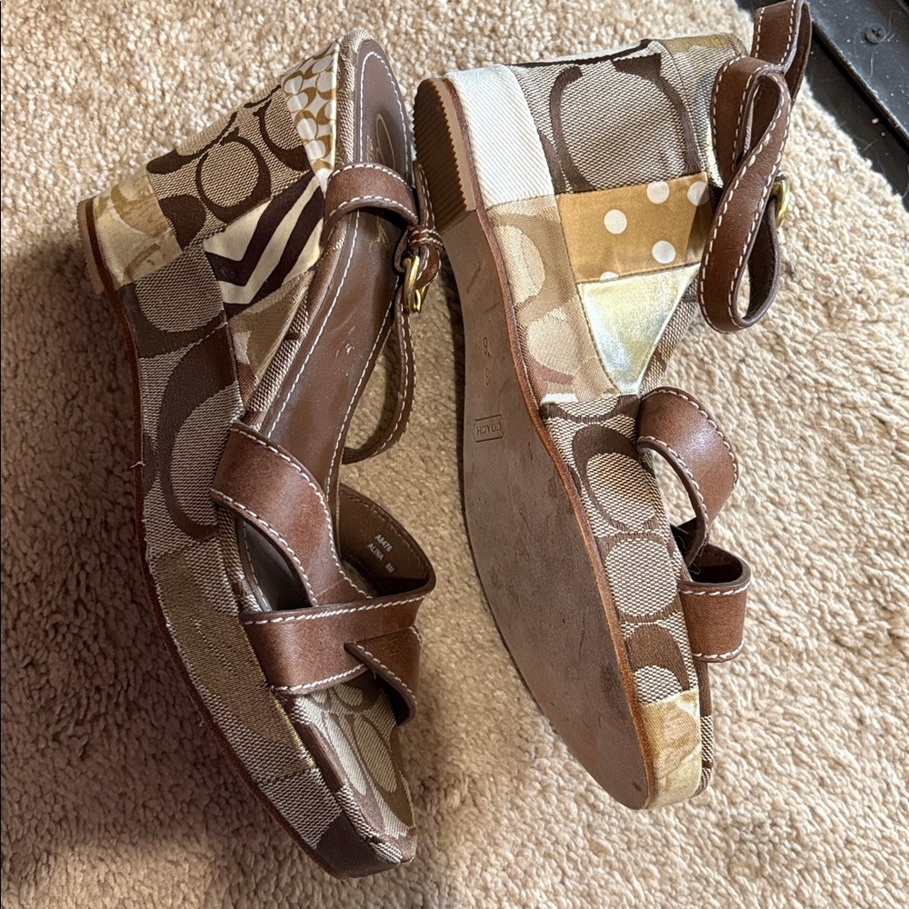 Coach Sandals - Picture 3 of 3